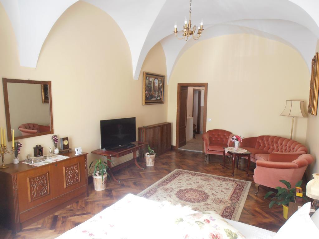 Gothic House Lägenhet Sibiu Exteriör bild